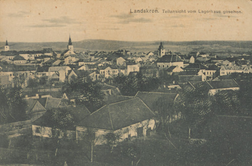 Landskron :  Teilansicht vom Lagrehaus gesehen.